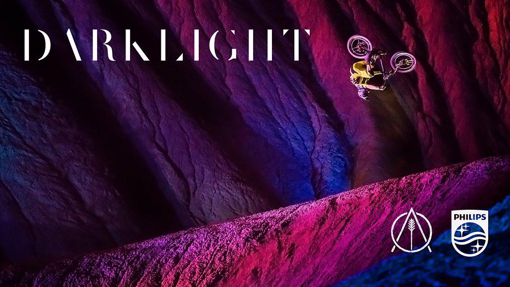 #darklightfilm is live! bit.ly/1PElwF0