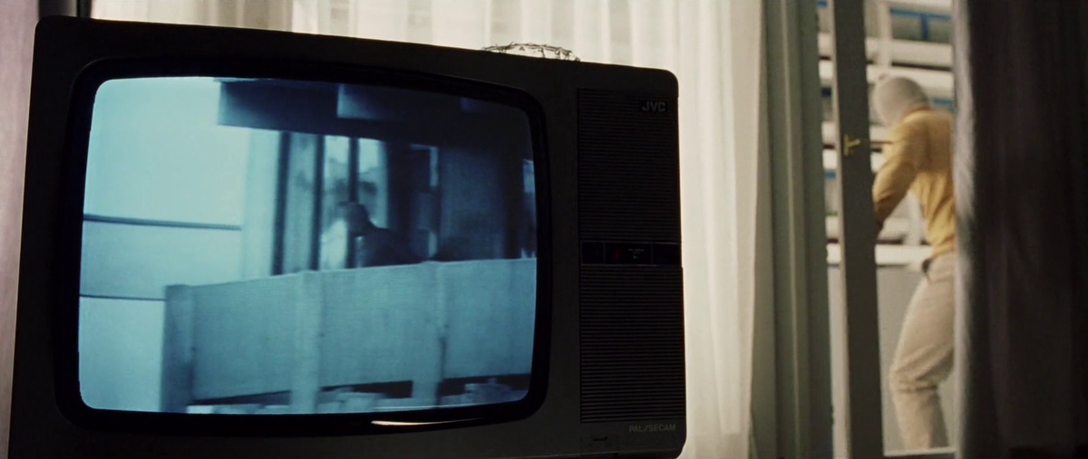 raysofCINEMA's tweet image. MUNICH (2005)
Directed by Steven Spielberg
Cinematography by Janusz Kamiński