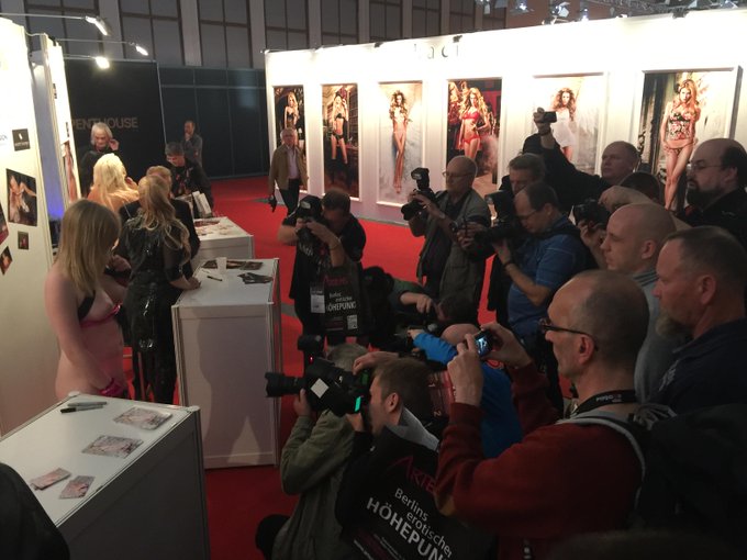 A few snaps from @VENUSBERLIN for you to get a taste of the show! https://t.co/WthejStO5P<a class="tags" target="_blank" title="On Twitter" href="/?out=eyJ0eXAiOiJKV1QiLCJhbGciOiJIUzUxMiJ9.eyJpYXQiOjE3MjcyNTg0NzYsImlzcyI6InR3cG9ybnN0YXJzLmNvbSIsIm5iZiI6MTcyNzI1ODQ3NiwiZXhwIjoxNzU4Nzk0NDc2LCJyZWRpcmVjdF91cmwiOiJodHRwczovL3R3aXR0ZXIuY29tL1ZFTlVTQkVSTElOIn0.z1p1Dkjj2msP6-3LwyRQyZLe-ofQolwq5PXA1Ois3XloqI3kVciYveN5Rlutu5Y7npyqkTpx47qIllFMZmJiCw">@VENUSBERLIN</a><a href="/tag/sexysaturday"class="tags"><span>#sexysaturday</span></a>