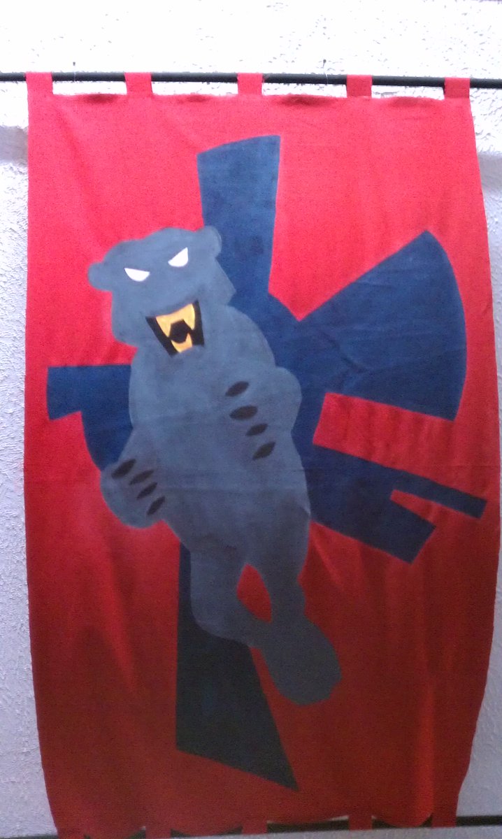 Eck314's tweet photo. @WeBeHarebrained Here's a banner for Clan Smoke Jaguar my wife made for me. #BATTLETECH #myBTart https://t.co/q5fWC5vHxg