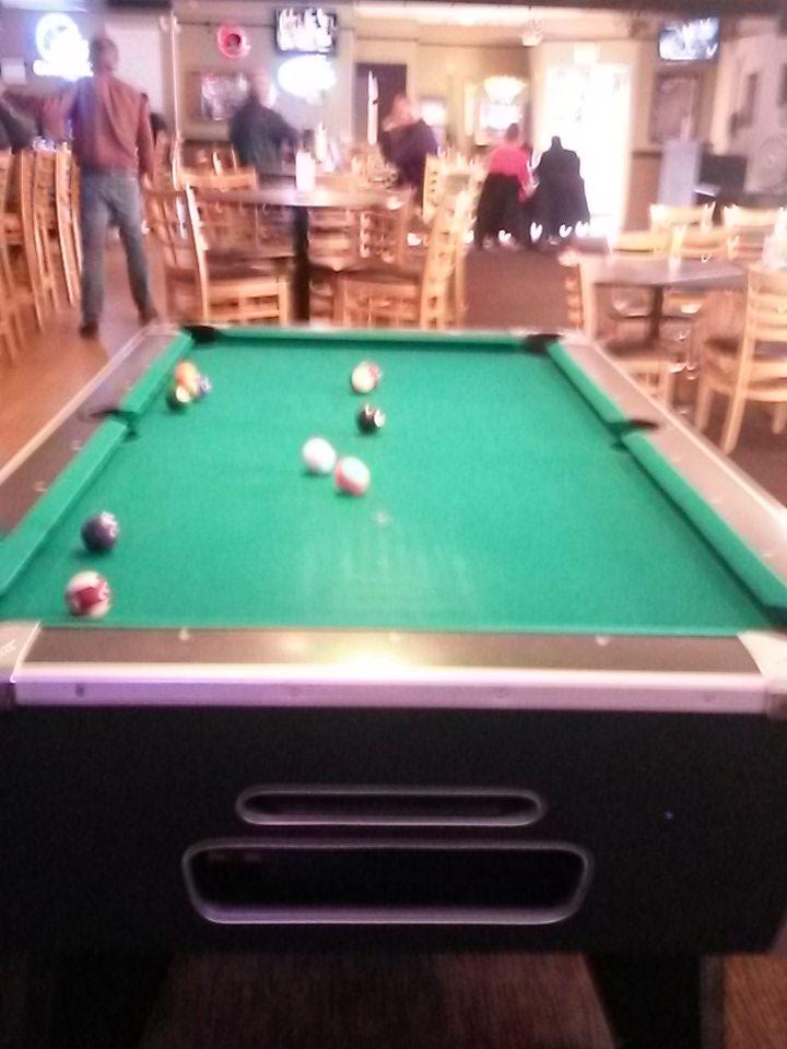 mrstuffrandom's tweet image. I like pool #pool #bar #pub #tavern #billiards