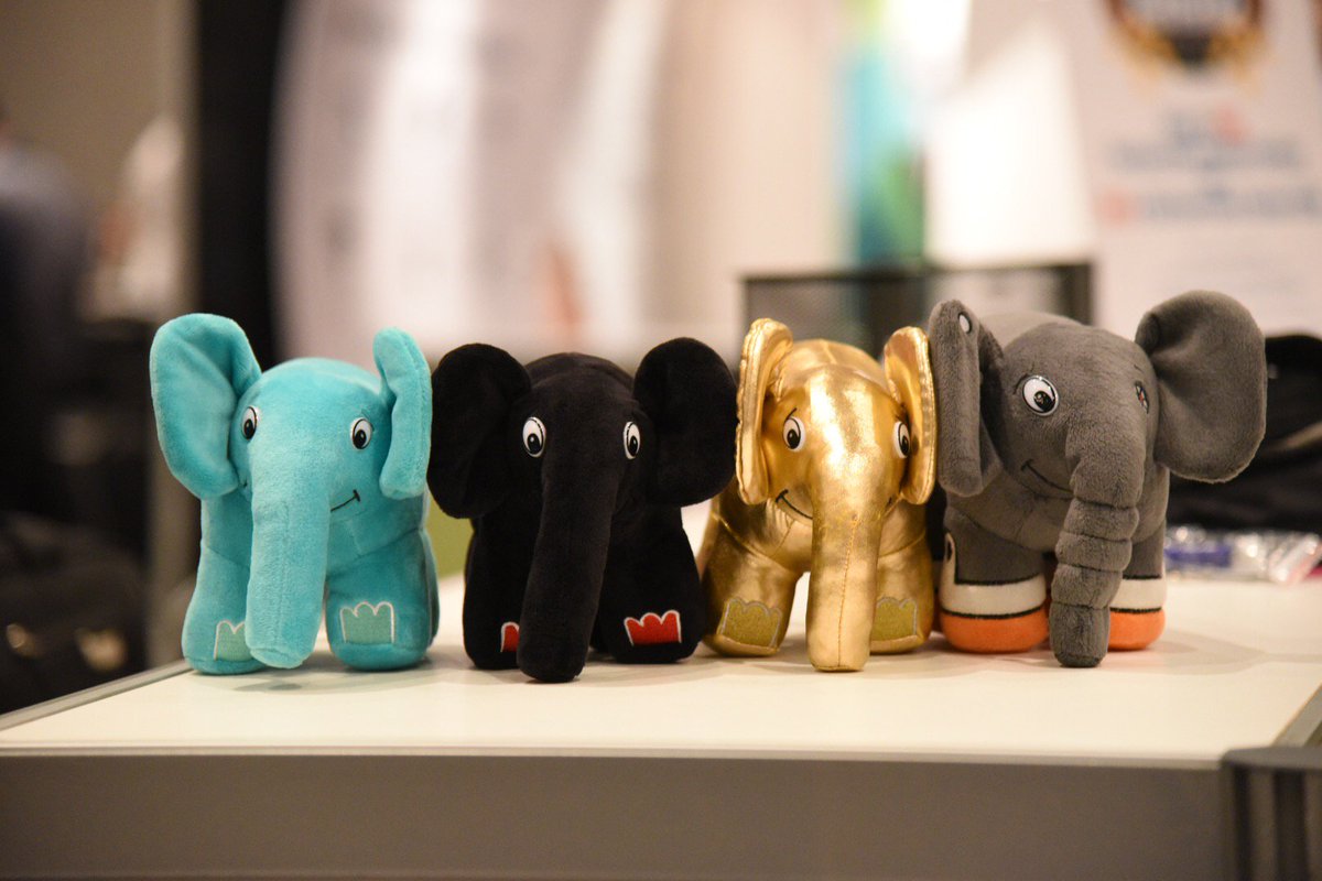 GelePHPant's tweet image. Hanging out with friends!  #zendcon