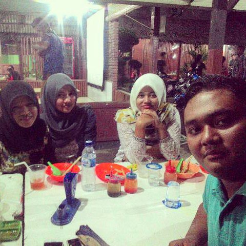 EndaIsma's tweet image. hehehe kgen sma tmen SMA