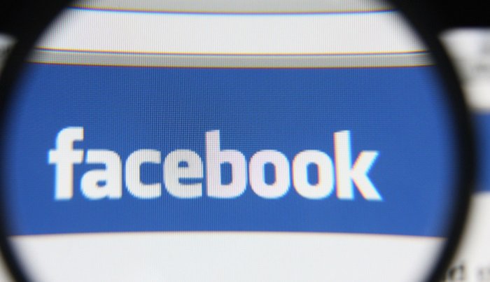 ArdentSea's tweet photo. Facebook จะเริ่มแจ้ง notification หากแอดเคาท์คุณกำลังถูกรัฐบาลเจาะข้อมูล
https://t.co/V7etR3R2Po https://t.co/9enlIYDBVC