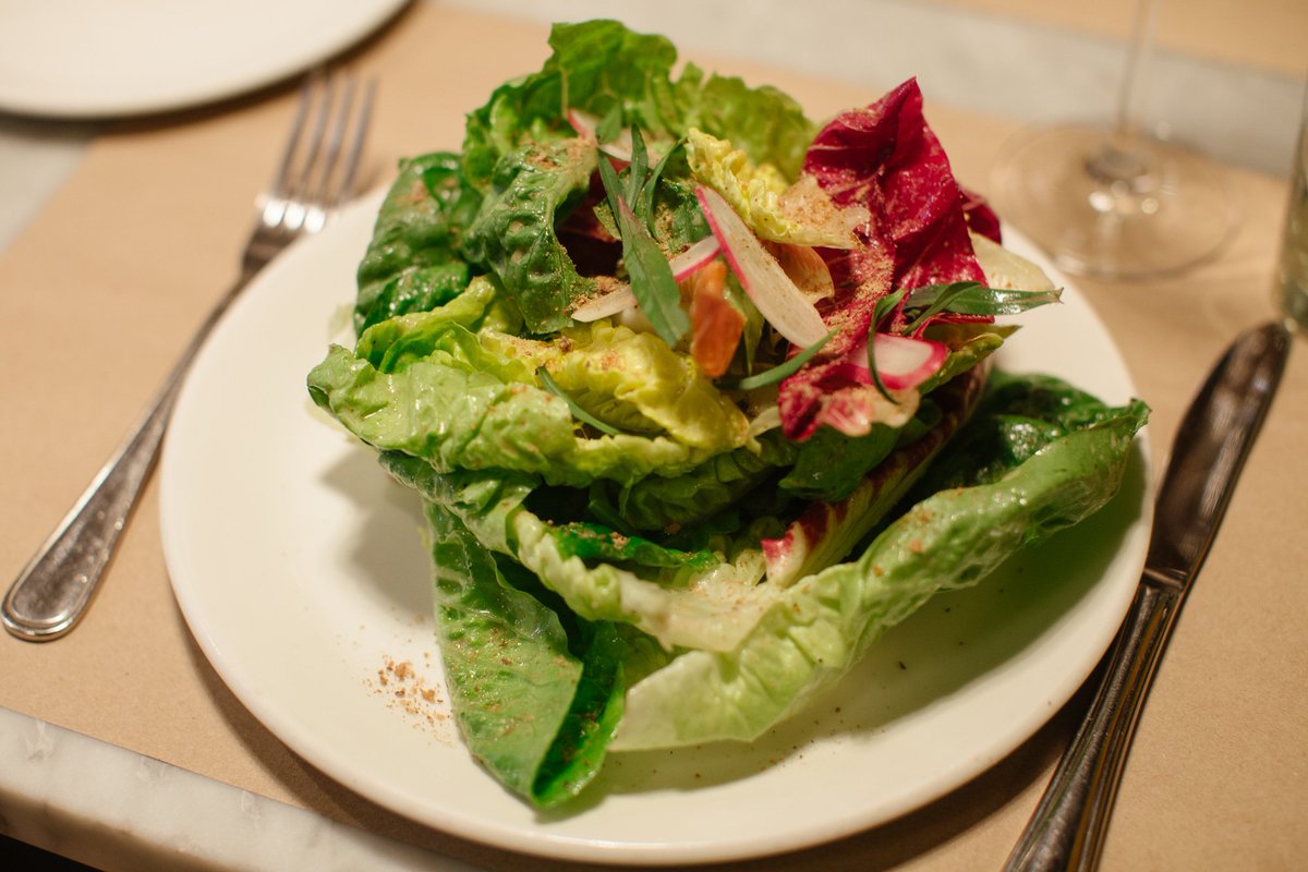 #FridayFives from <a href="/OITNB/">Orange Is the New Black</a>'s <a href="/LauraPrepon/">Laura Prepon</a>. @ilbuco_AV? <a href="/ilovebuvette/">Buvette NYC</a>? Solid picks. trib.al/HhWhuR9