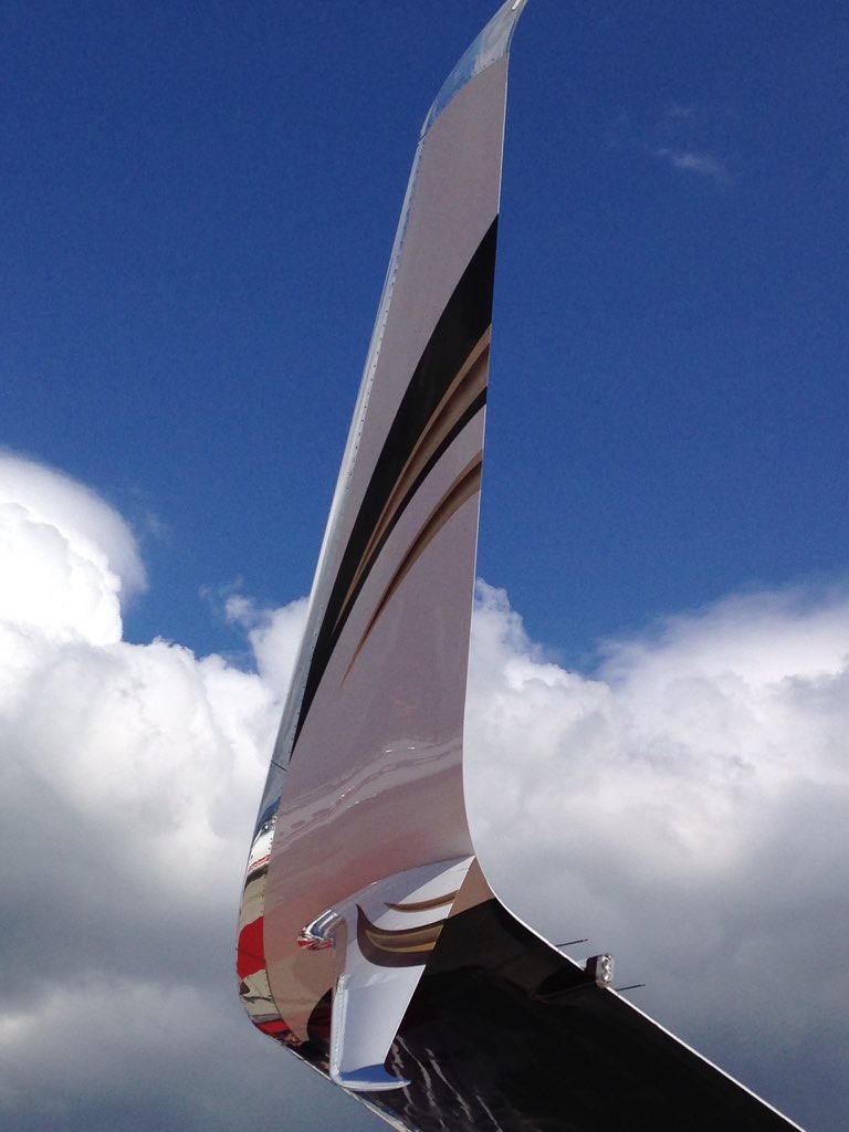Jet_Assist's tweet photo. @NortheastAirPWM How's that for a winglet?! Pictured at #EBACE15 #Boeing BBJ #WingletWednesday #NBAA15 https://t.co/z3DOLvrdQZ