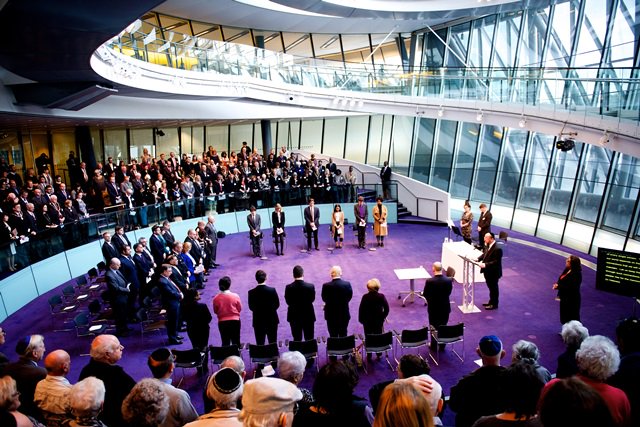LondonAssembly's tweet photo. Learn the lessons of genocide - Motion agreed unanimously @HolocaustUK @HolocaustUK https://t.co/CB5v67x87P https://t.co/J2YnywHEVy