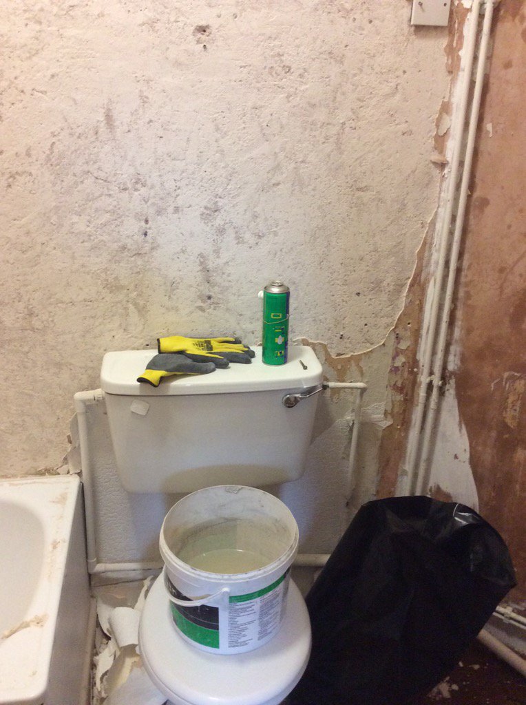 Ronstiling's tweet image. Last weeks job was in Abergavenny, #park hotel #bathroom refit