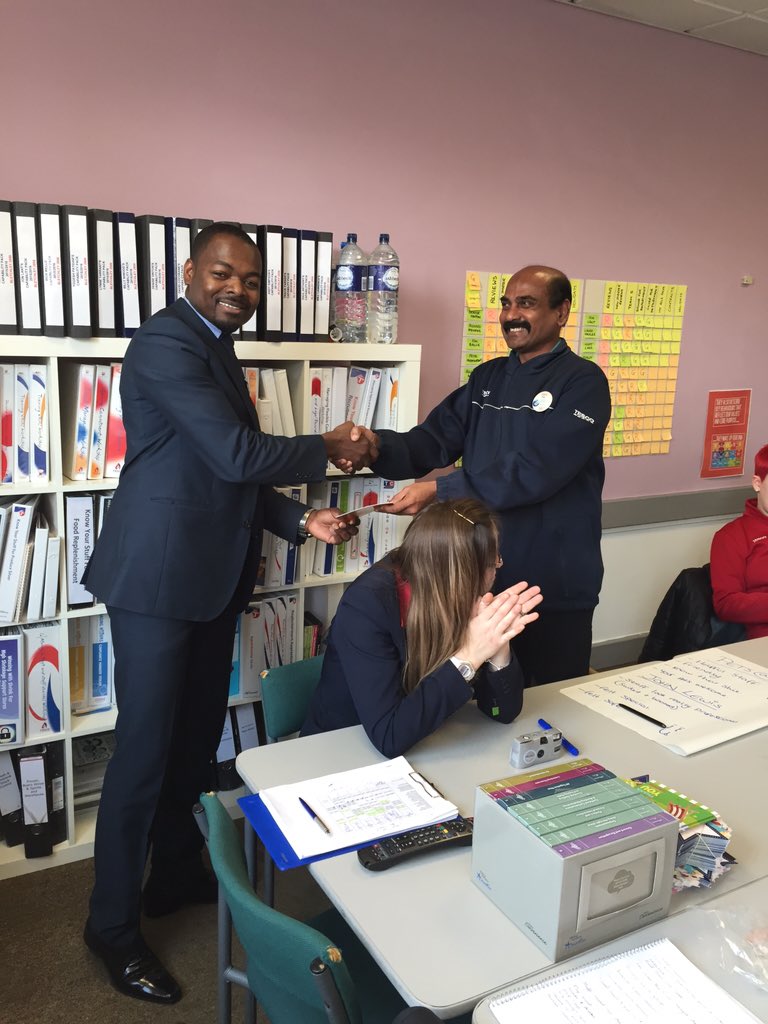 @JanetPeasland <a href="/andybrads1976/">Andy Bradley</a> <a href="/wayne_athom/">wayne thompson</a> <a href="/cashy246/">Paul Cash</a> <a href="/rich30182/">Richard Mmieh</a> pics from our service day #teambuilding #service