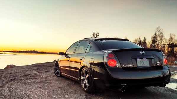 NissanUSA's tweet photo. RT @Devilhawk17 Basking in the sunset... #Nissan #Altima #EvilSER #sunset #Alaska #Stunning https://t.co/48Bu9vXjXc