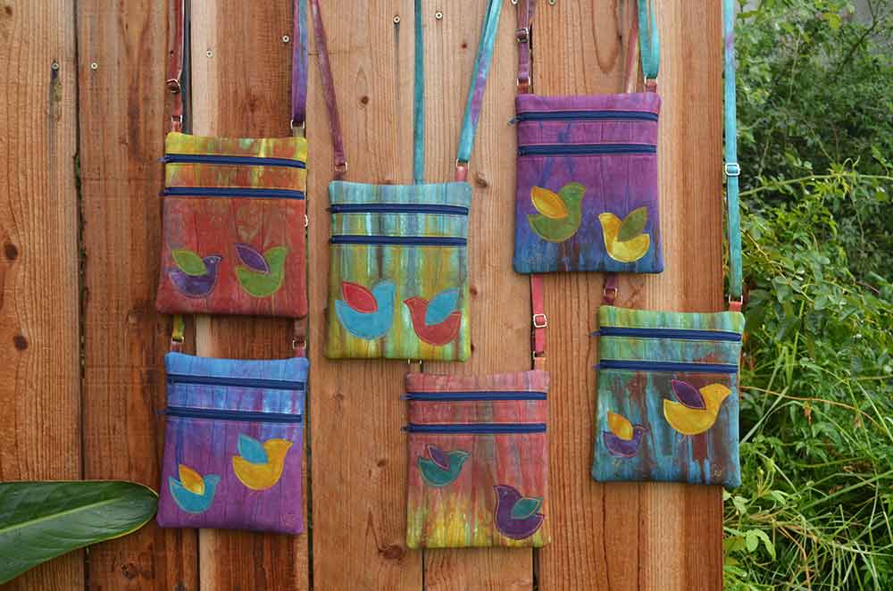 CandiedFabrics's tweet image. Ooh Ooh Oooooh! Look what I finished late last night! 6 #zipandgo bags, pattern by @dogundermydesk