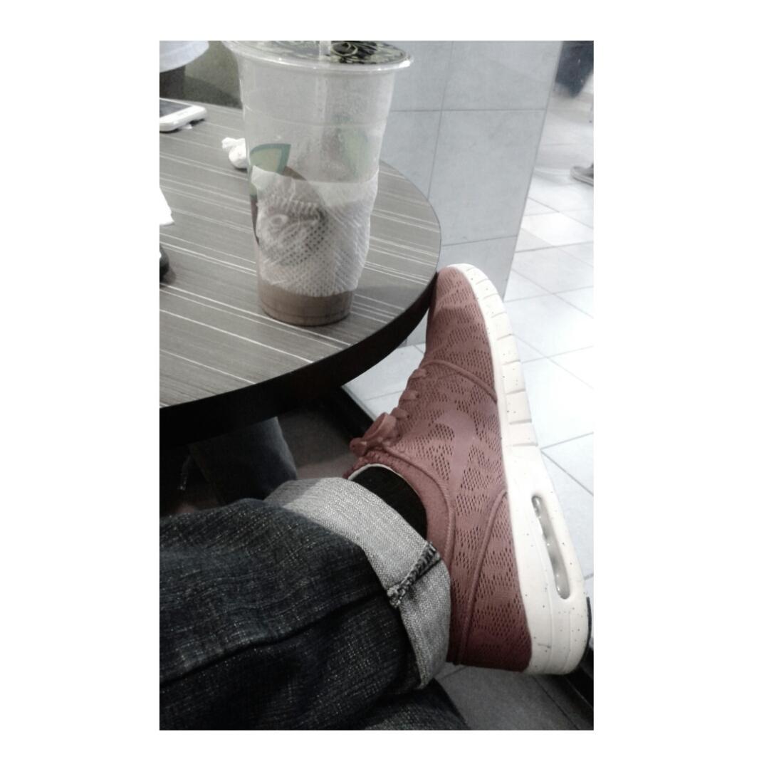 Forever Alone! Hahaha 😂✌