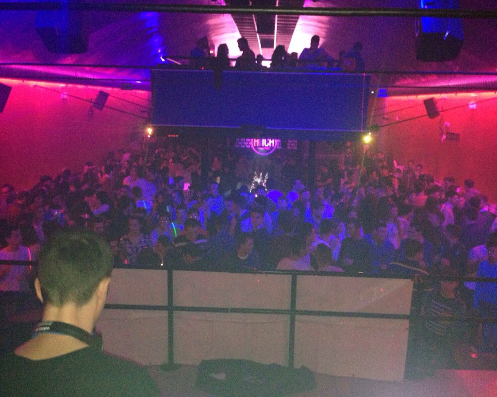CarlosPulidodj's tweet photo. Muchas gracias a todo el equipo de @AnualMusicParty ! 
Aun flipando de las que montáis por allí !! 😆😆💃🏻🎉 https://t.co/1DEF3IwG0J