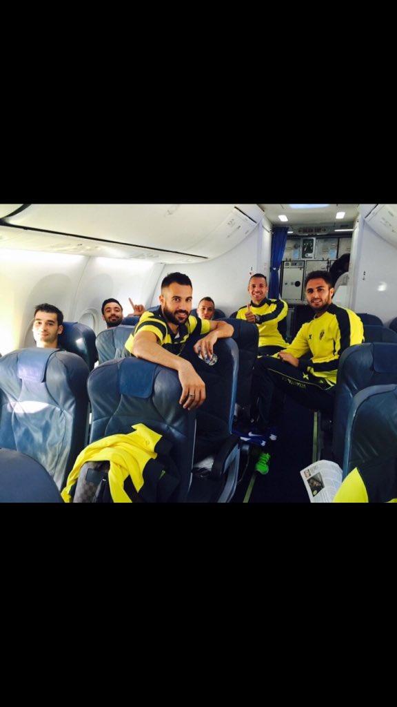 R9Soldado's tweet photo. Muy contento de poder jugar el domingo contra el Barça!!! Aunque antes a pensar en el partido de Europa League 👏🏽😄 https://t.co/99MYbVQmgp