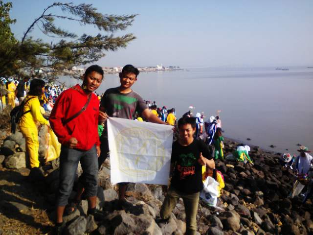 Yuk bergabung bersama kami <a href="/PenalaranUntag/">FordimapelarUntag</a> <a href="/UntagSurabaya/">Universitas 17 Agustus 1945 Surabaya</a>. We will wait you at FLP 2015 !!