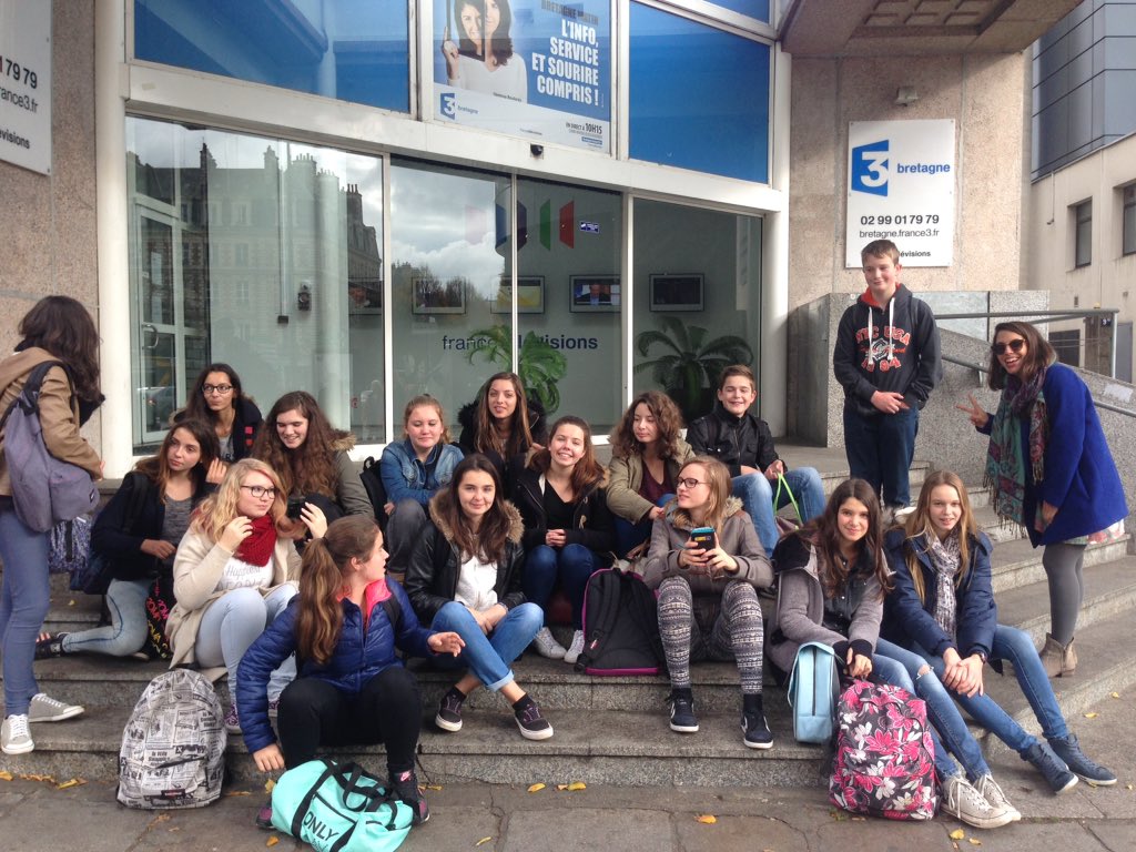1ère rencontre #transmusicales <a href="/LloMdb/">Jeunesse LLO MDB</a> <a href="/LeoLagrange/">Fédération Léo Lagrange</a> ....c'est parti
