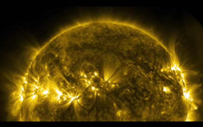 солнце в космосе. поверхность солнца. солнце солнц. новые снимки солнца. энергия великого центрального солнца.