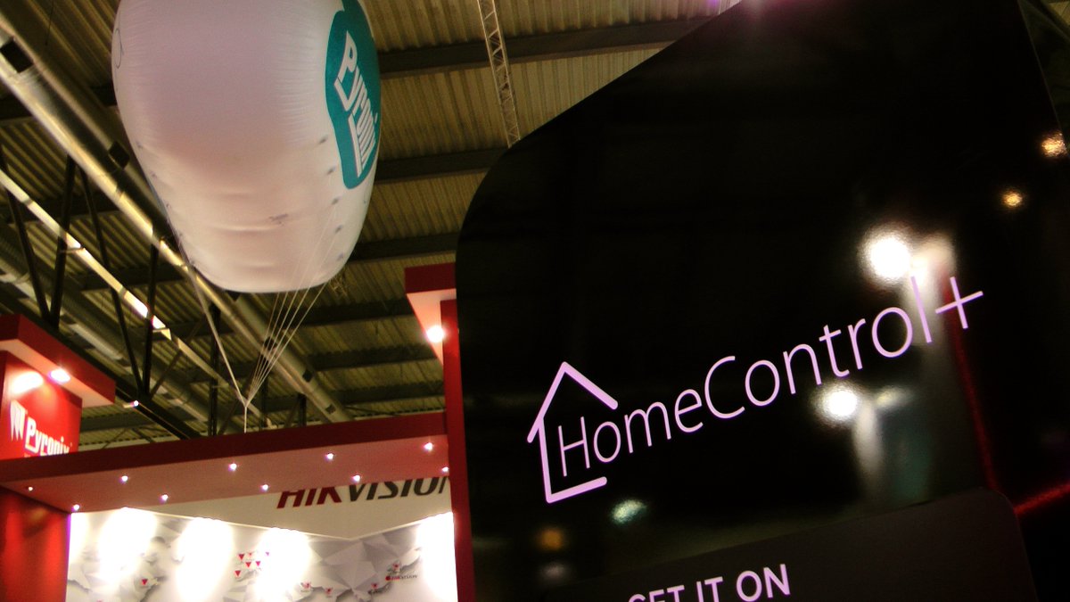PyronixItalia's tweet image. Si possono vedere allo stand D15-E20 dimostrazioni dal vivo della nostra #homecontrol e #PyronixCloud @SICUREZZA2015
