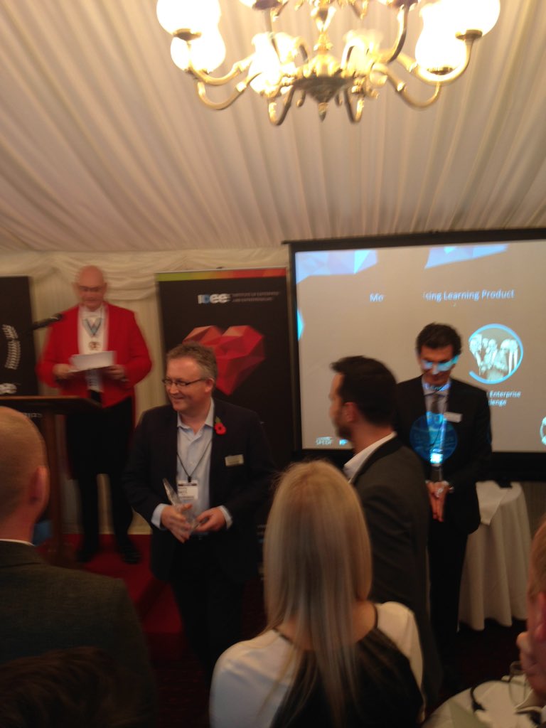 TheIOEE's tweet photo. And the winner is SimVenture #CE2015 https://t.co/vUFfj8mN43