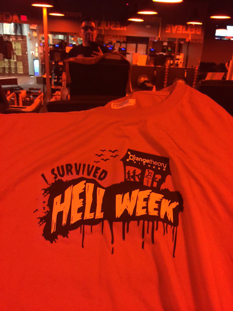 enl1104's tweet photo. GOT MY TROPHY!!!! #octoburn #HellWeek @OTheoryFitness #Unstoppable https://t.co/ExVe3mjF1n