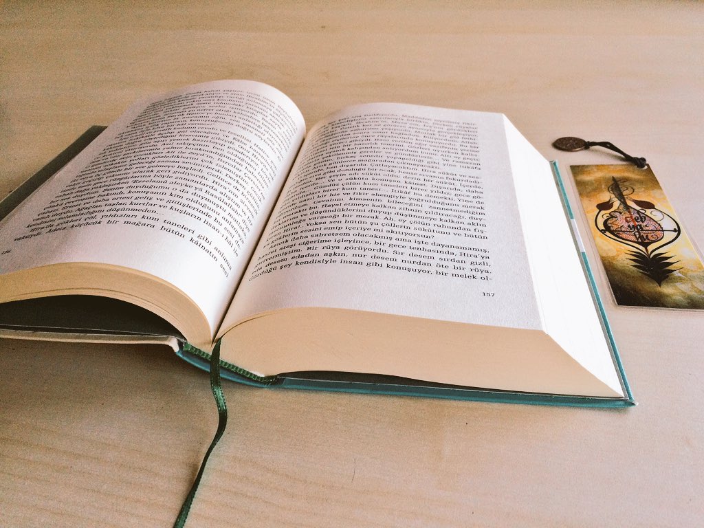 KitapVeKitap's tweet photo. Kitap ile güzelleşecek herşey.. https://t.co/yb6bFmqiQy