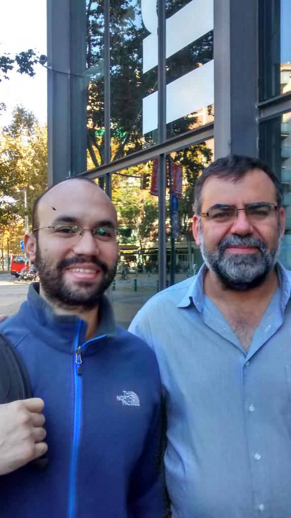 pachilo's tweet image. Hola @vemeko acá con @PolarBearby Ricardo Baeza-Yates en el #coebigdata, seguro que a la Prof. Haydemar de gustará