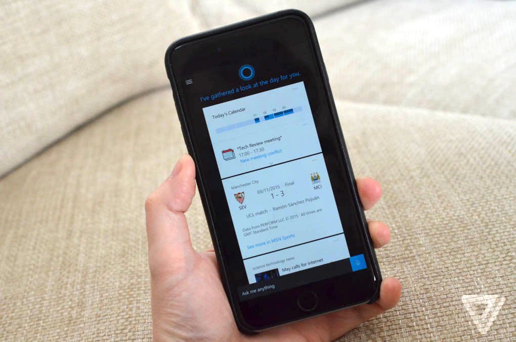 Microsoft opens up its Cortana for iPhone beta theverge.com/2015/11/4/9668…