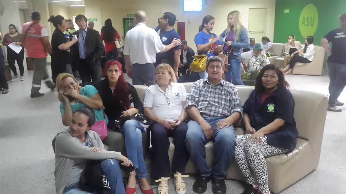 SitramaL's tweet photo. #Estamosdefendiendoelpresupuesto https://t.co/LYIbKdx3bf