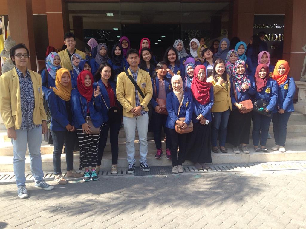 undiknasFEB's tweet photo. Terimakasih Universitas Semarang karena sudah berkunjung di Universitas Pendidikan Nasional. Smga bermanfaat :) https://t.co/RUX1mNlLbk