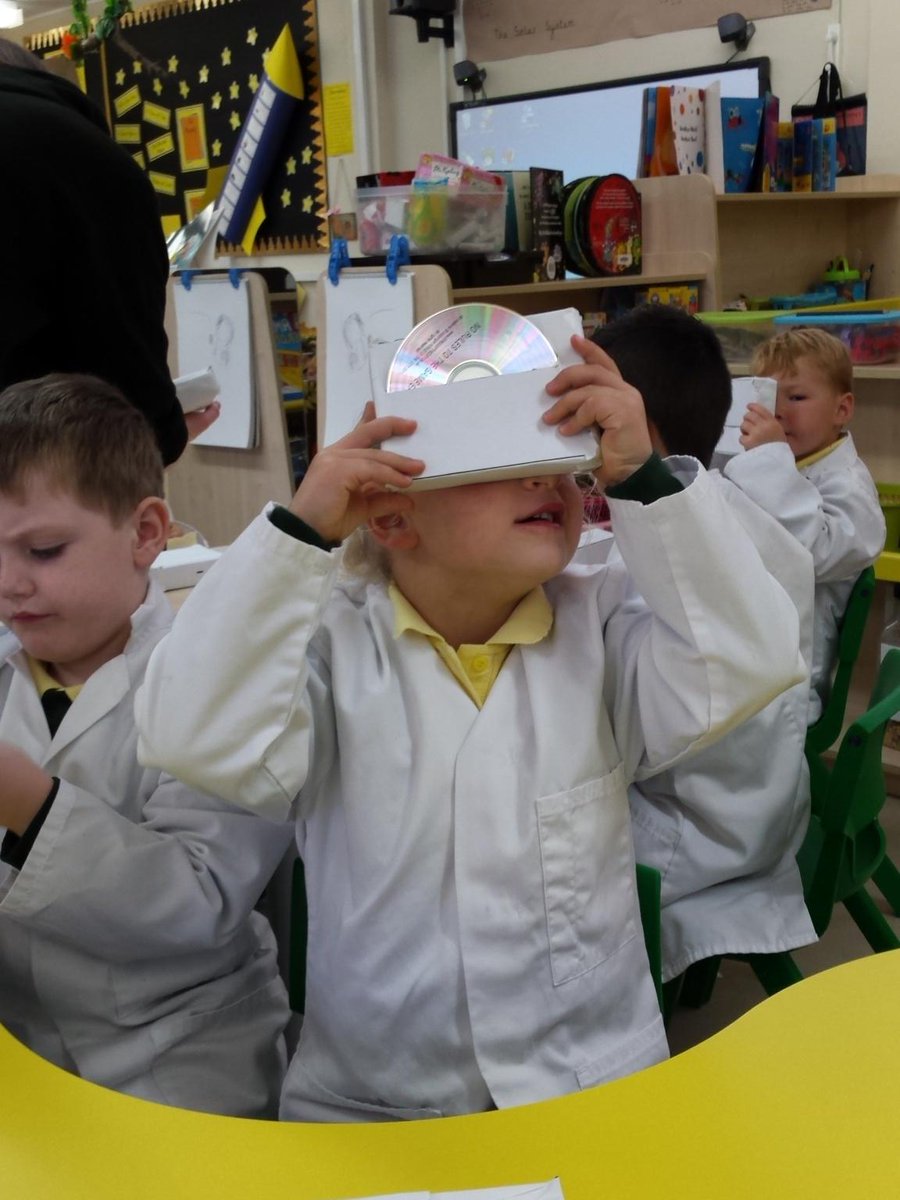 BellfieldPS's tweet image. #miniscientists