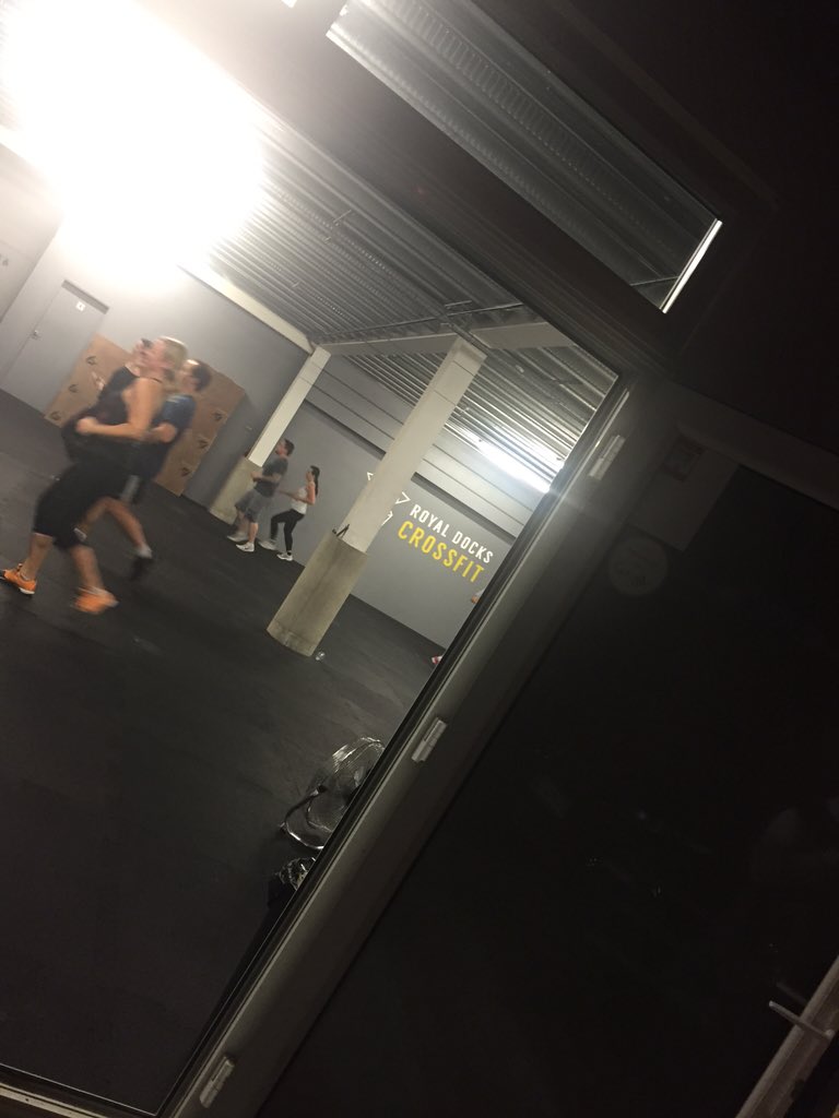 legz_22's tweet photo. Time for a new cheater of fitness! #crossfit #crossfituk #fitness #gym #gymlife https://t.co/uRiCehsi9Z