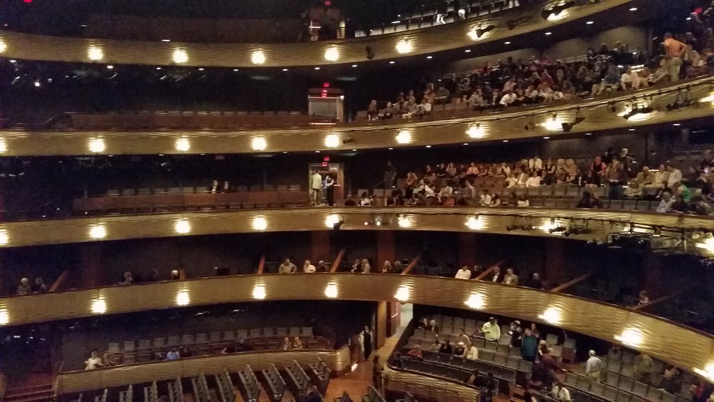 Ilbarrone's tweet photo. Dallas Opera welcomed CHISD Collegiate scholars with open arms to Tuesday evening's production of Puccini's TOSCA. https://t.co/HdVjUXE57h