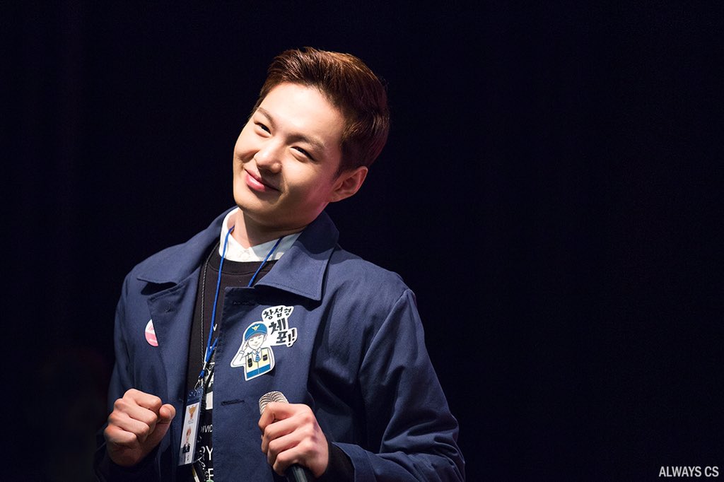 CS-RH6XUAAAS_Og.jpg:large