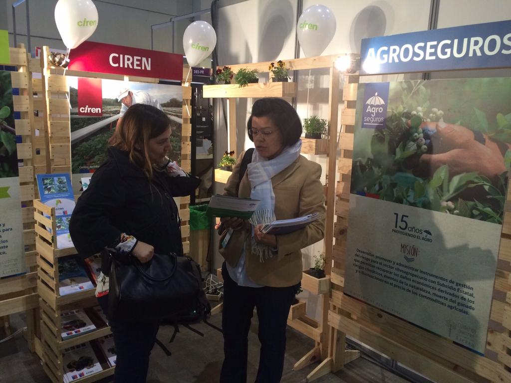 Agroseguroscl's tweet photo. Ven a visitarnos hoy en la #ExpoFoodProcess https://t.co/8cO0DNIb9Y