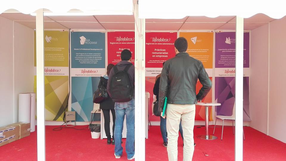 FUEONLINE's tweet photo. ¿Buscas #prácticas? Hoy seguimos en nuestro stand en #foro3U. ¡Ven a enterarte de nuestras ofertas en @talentoteca! https://t.co/6QoDIUwbok