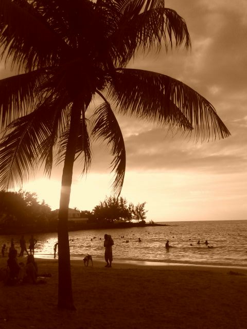 Zonsondergang in Mauritius.. er bestaan slechtere plaatsen om een tornooi te organisateren:)