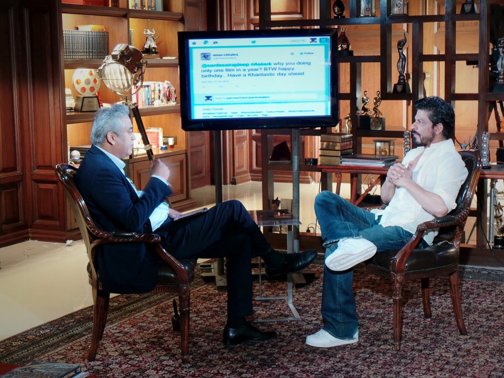 sardesairajdeep's tweet photo. interview with @iamsrk where actor spoke with common sense becomes natl controversy. Netas need to take a chill pill https://t.co/Mu9d1PRvZ8