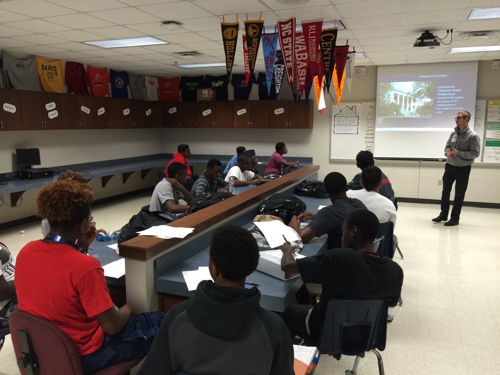 MWATC's tweet photo. Texas Wesleyan University speaking with MWATC #CollegeBound https://t.co/9oku2bApJK