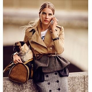 @ieva_laguna #BurberryPorsum #SheWins🏆 #StylePrecision #Love #Inspo #OOTD #ItGirl #Pug #Burberry @burberry