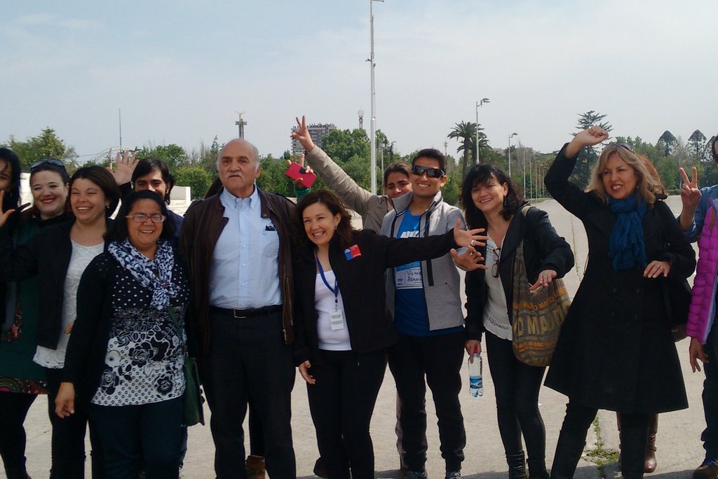Sename_gobierno's tweet photo. El medallista @correvictor nos acompaña en la primera corrida 5K con jóvenes de los programas de justicia juvenil https://t.co/hvYK6g2c1Z