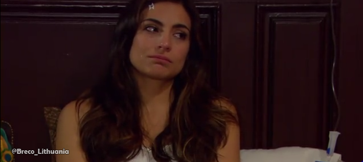 ABrecoLituania's tweet image. El se encargo de matar la confianza y el amor que le tenía....#Cap57 #LoImperdonableLtu #Verónica @anabrendac 💔😭