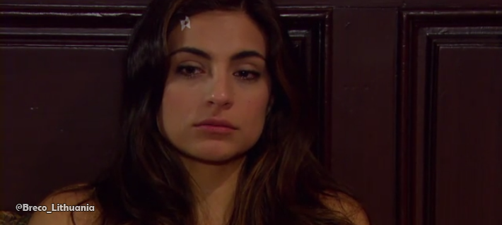 ABrecoLituania's tweet image. El se encargo de matar la confianza y el amor que le tenía....#Cap57 #LoImperdonableLtu #Verónica @anabrendac 💔😭