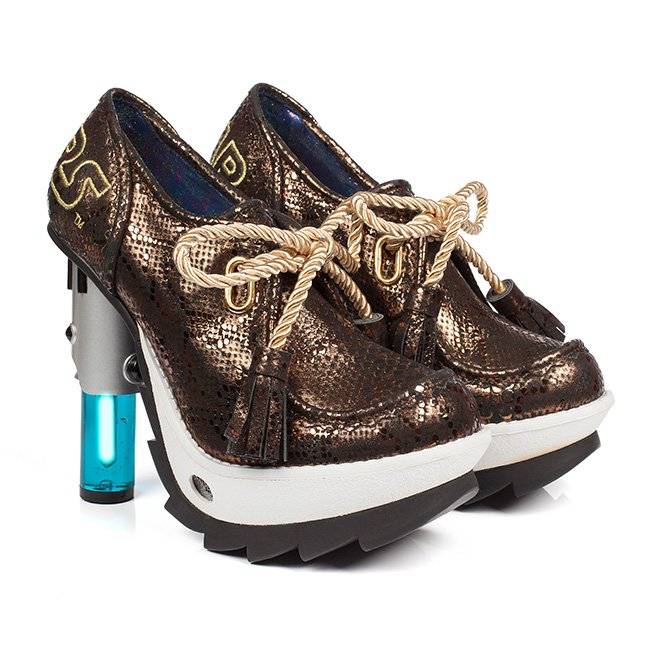 GeekSupply's tweet photo. Step Up With These Skywalker Lightsaber Lace Up Heels https://t.co/1T1hL88kHk #StarWars #geekshoes https://t.co/EJ8aJoBXXZ