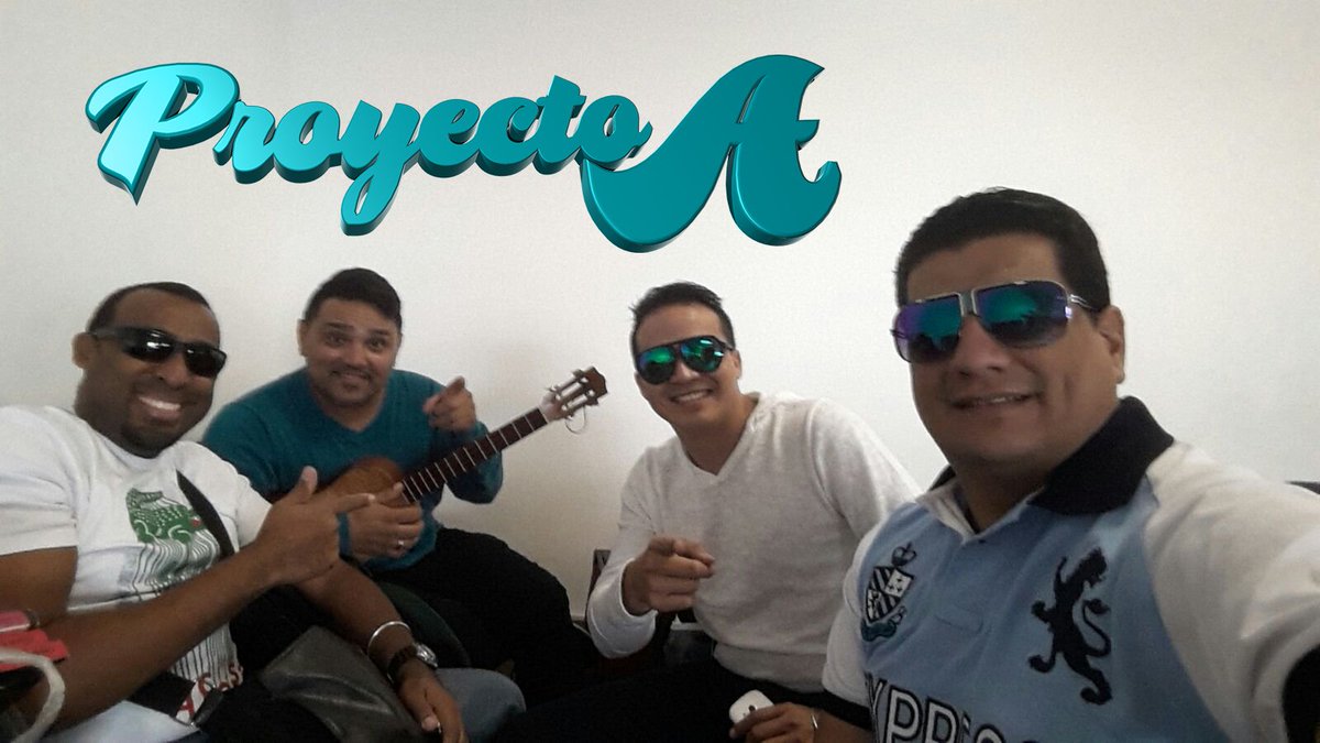 salsaproyectoa's tweet photo. De regreso a VENEZUELA... @salsaproyectoa @jhonatadrums @SocratesCariaco @elpadrinoccs #VictorVeloza @Ozziemusic https://t.co/pQWPZYfcab