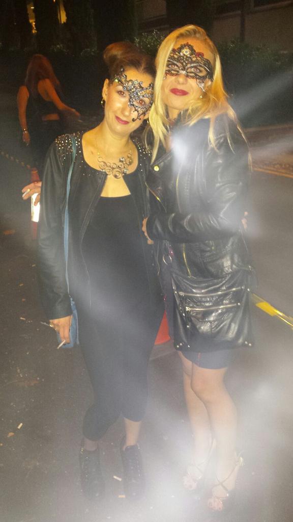 Lizzie Lightning (@lizobey) on Twitter photo 