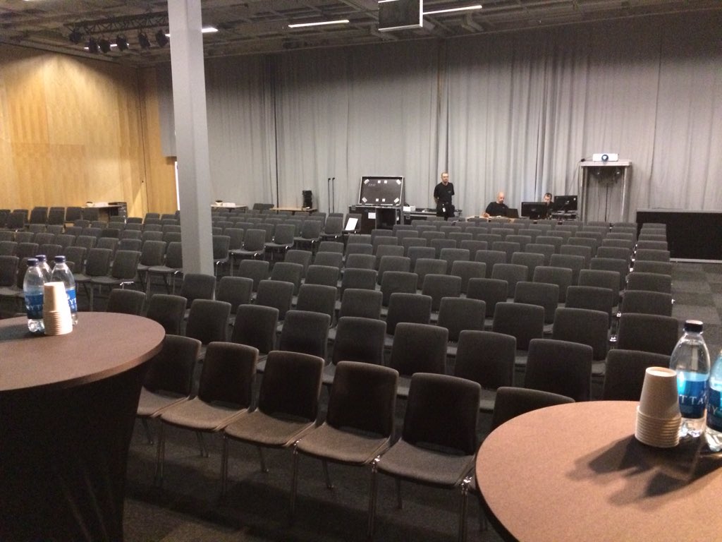Produktion2030's tweet photo. Imorgon kommer 220 personer! #Resultatdagen #Produktion2030 https://t.co/HsXtU0t6L0
