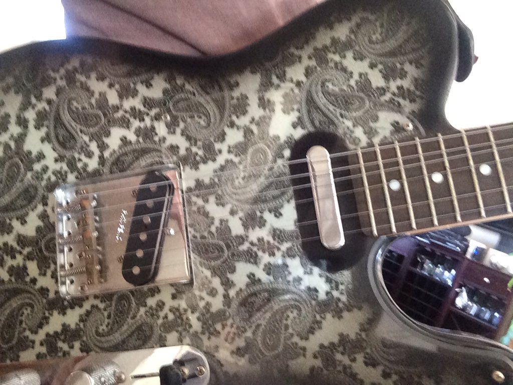 DanBrotherBand's tweet photo. Cleaned up and ready to go #Briansbackyardbbq #BluesJam #Tonight #DanBrotherBand #LiveMusic #PaisleyTele 8pm https://t.co/emwyhBUQSL