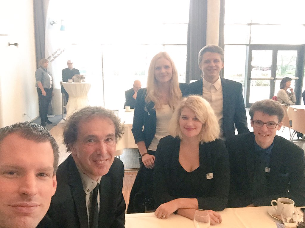 ilmabojadzic's tweet photo. Yay, #Talentship macht den Spessart unsicher! 🌲🌿🌳 #onkomm #teamjörs https://t.co/05bSv6DjUi
