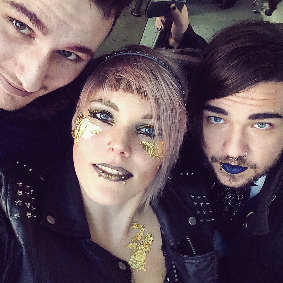 Embedded image permalink