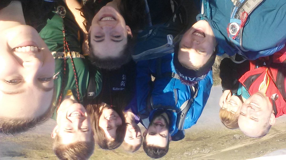 Stirling_ESOE's tweet photo. Navigating on Dumyat with @StirBES EOEU1S1 on Tuesday. Uni below in fog, we had sunsets &amp; inversions! @MtnTraining https://t.co/FnJFNFW9dF